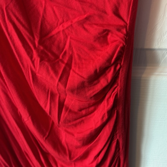 Overlapping Dress - Picture 5 of 7